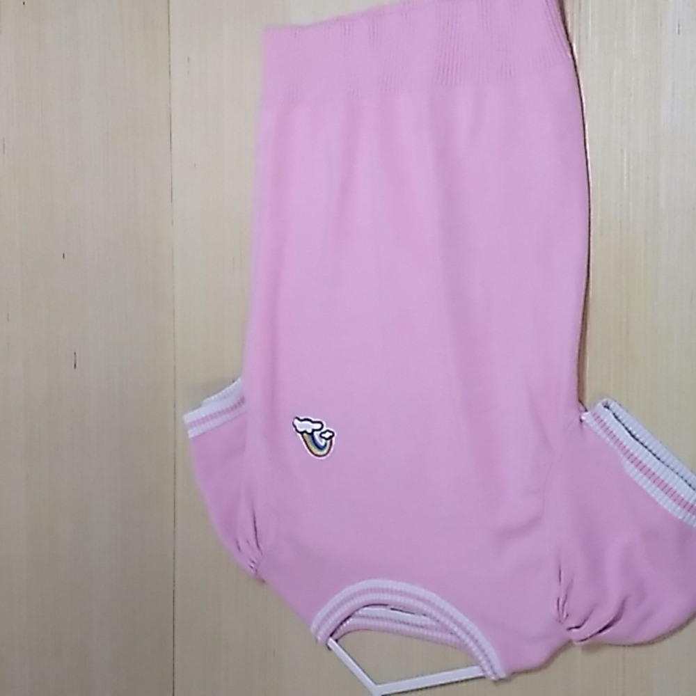 Forever 21 Girls Sweater in size 11/12 pink with a rainbow cotton polyester